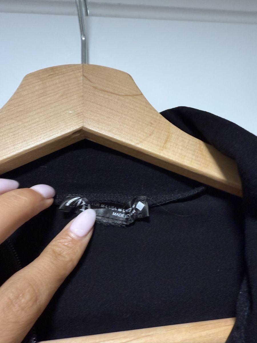 Zara Lotti di vestiti: ZARA Black Bodysuit – Usato da St. Gallen venduto da kka_l9wg 1