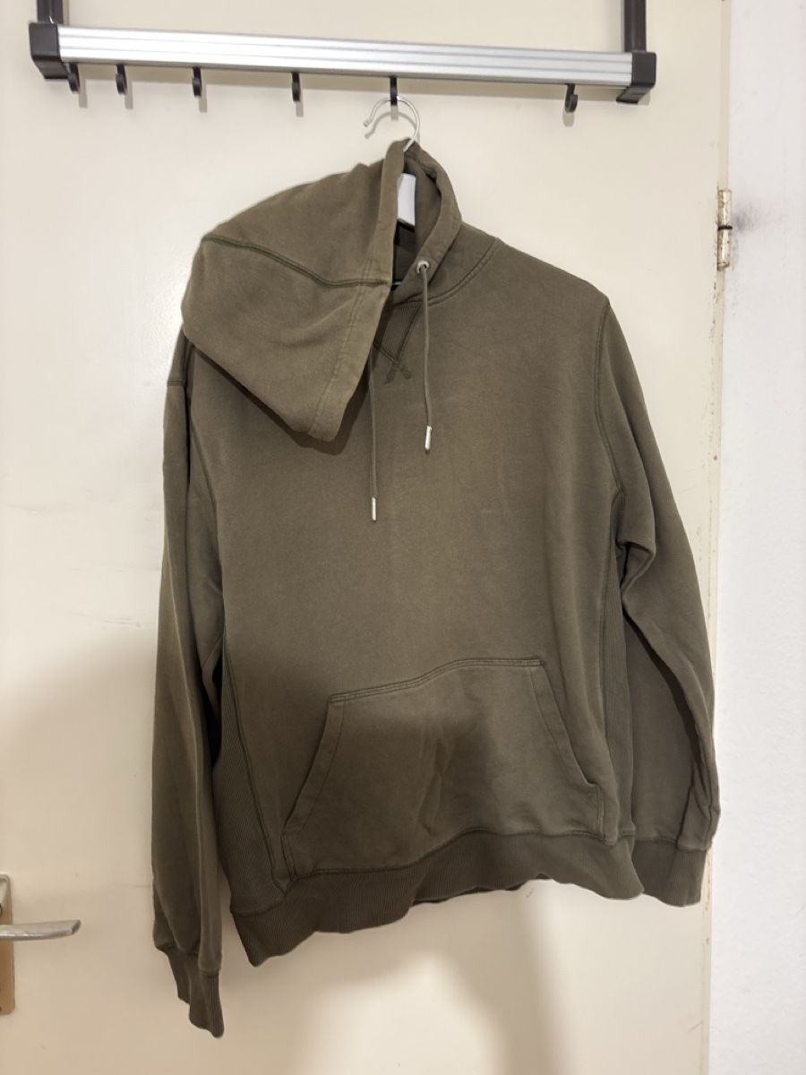 Calvin Klein Pullover & Sweatshirts: Calvin Klein Jeans Kapuzenpullover – Gebraucht aus Muttenz von s24_6nnd