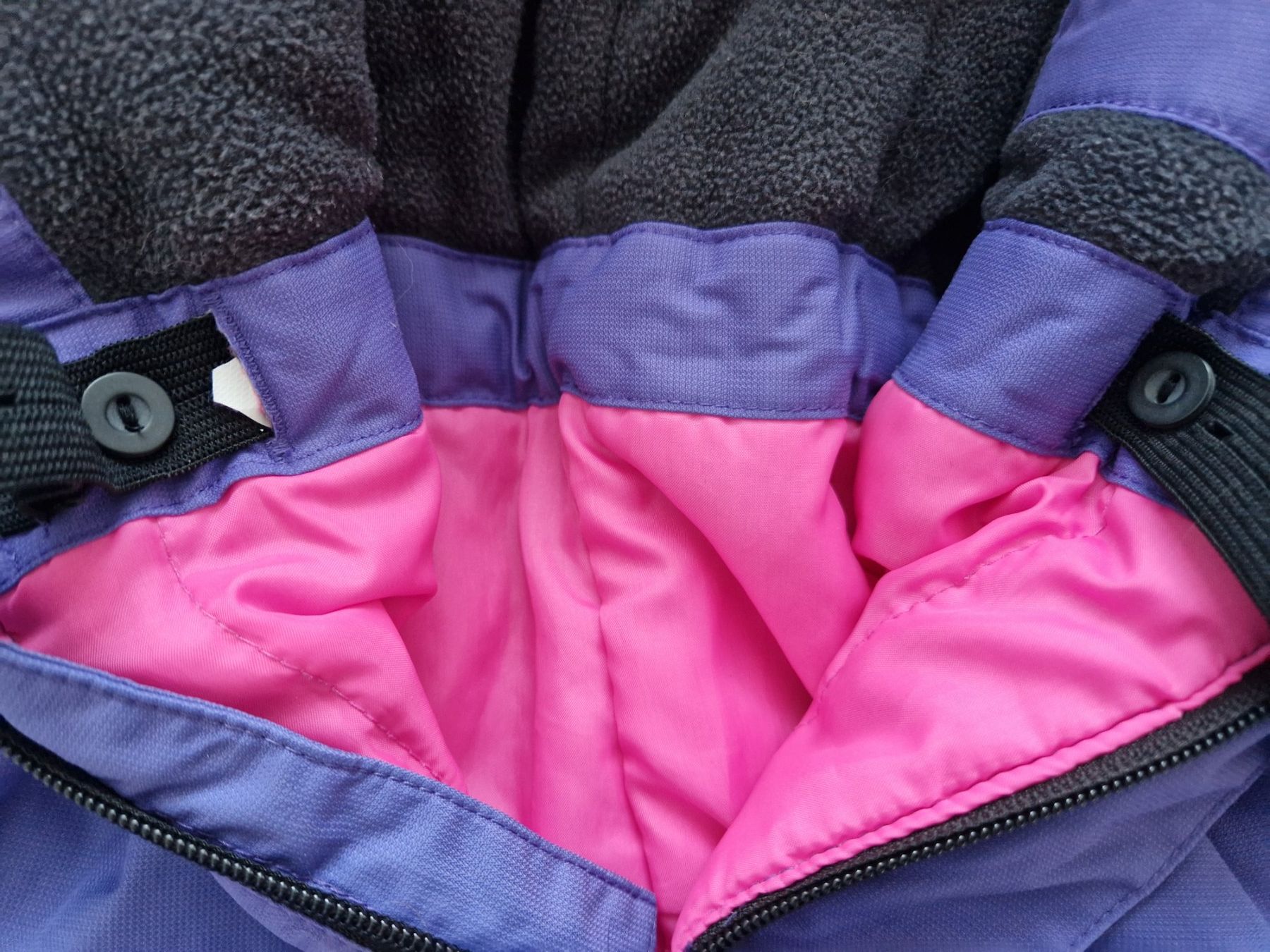 H&M Completi: Schneeanzug grösse 92 – Usato da Heimberg venduto da Eleanor20 1