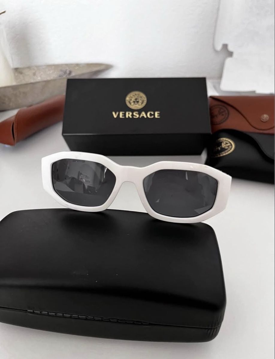 Versace Brillen & Gläser: Sun glasses white Versace – Gebraucht aus Stäfa von cri_822m 2