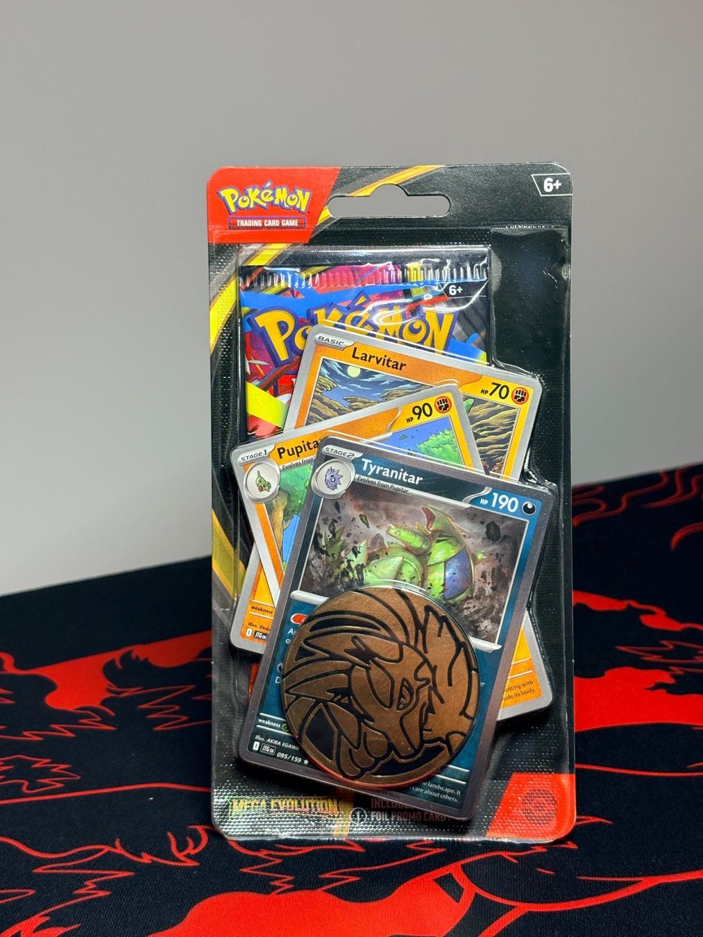 Pokémon Carte collezionabili: Pokémon Mega Evolution: Tyranitar Checklane Blister – Nuovo e nell'imballaggio originale da Olten venduto da p1xx3l