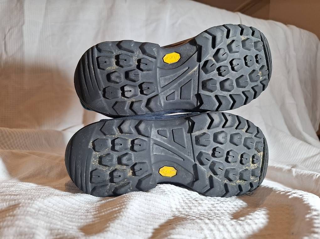 Chaussures femmes: Lowa Wanderschuhe Gr. 37 – D'occasion à Greifensee par Timerons 4