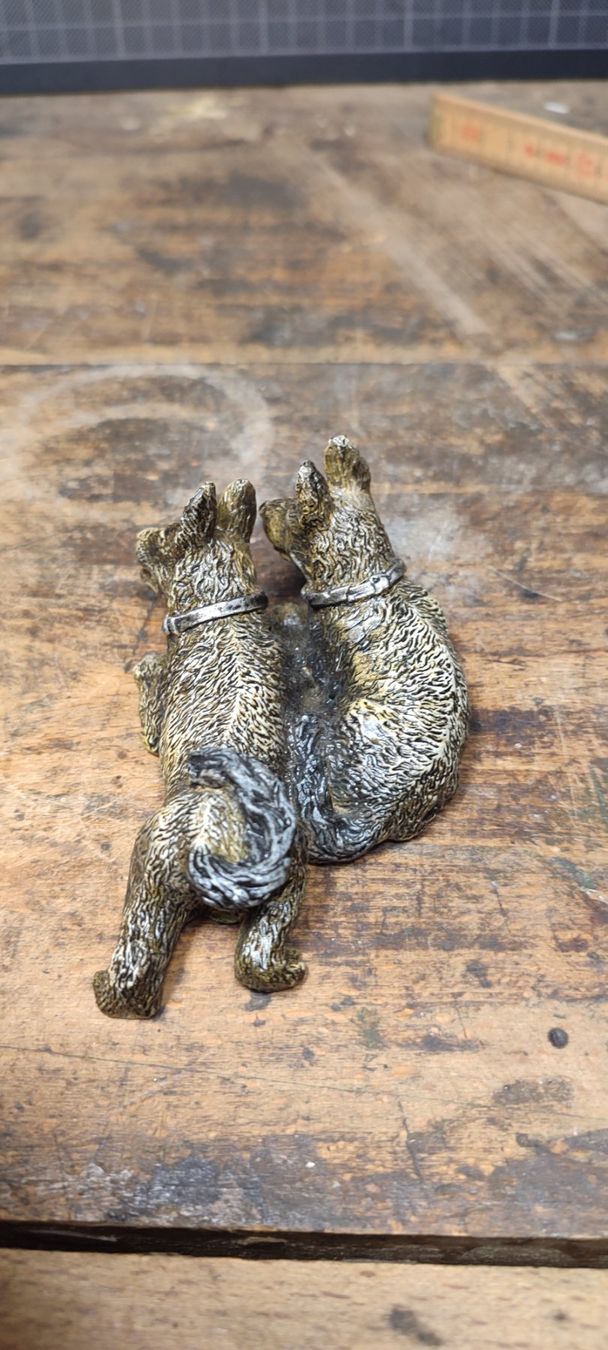 Statuette: Wunderschönes Duo mit zwei Hunden – Usato da Gelterkinden venduto da MYSTOREFORYOU4460 5