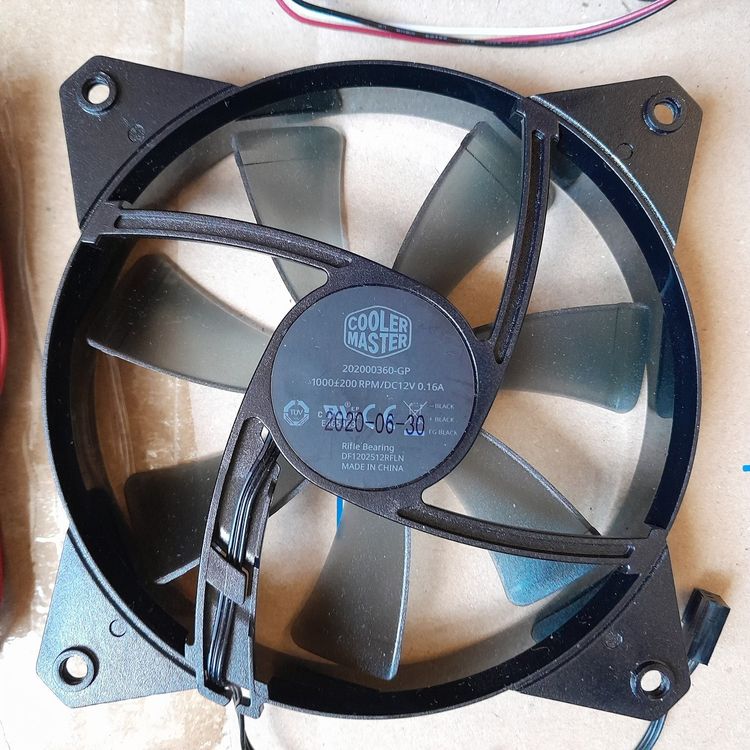3 x PC Gehäuse Lüfter - Case-Fan inkl. Schrauben