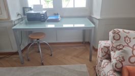 (Arbeits-/ Büro / Allzweck-) Tisch