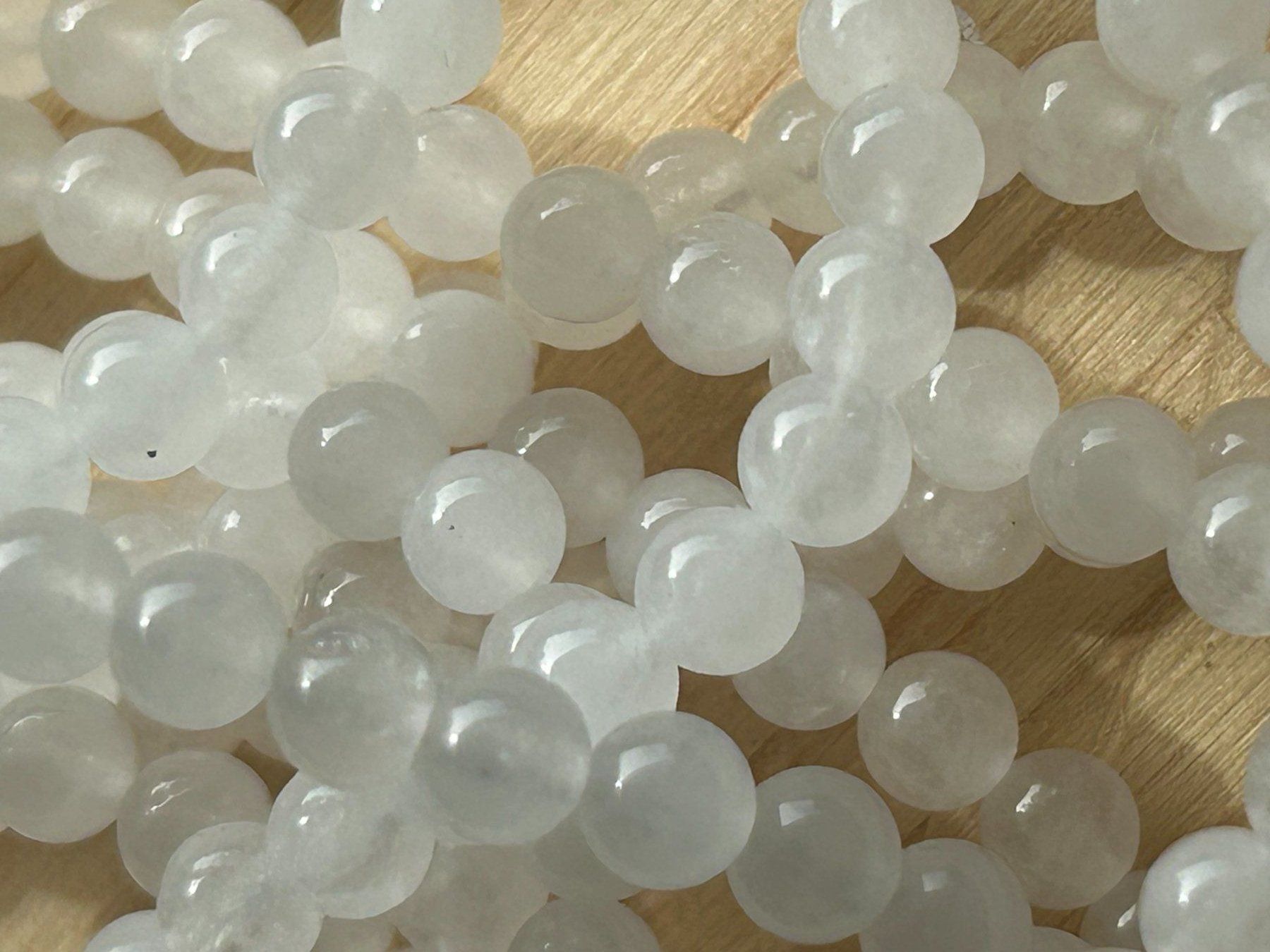 Pietre preziose: Strang echte White Jade beads 4 mm – Nuovo e nell'imballaggio originale da Niederrohrdorf venduto da Ytobi