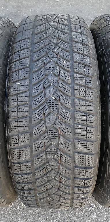 Land Rover Pneumatici & Ruote complete: LAND ROVER Range Rover Evoque Winterräder 2015-2020 – Usato da Wetzikon ZH venduto da 1.5TSI 6