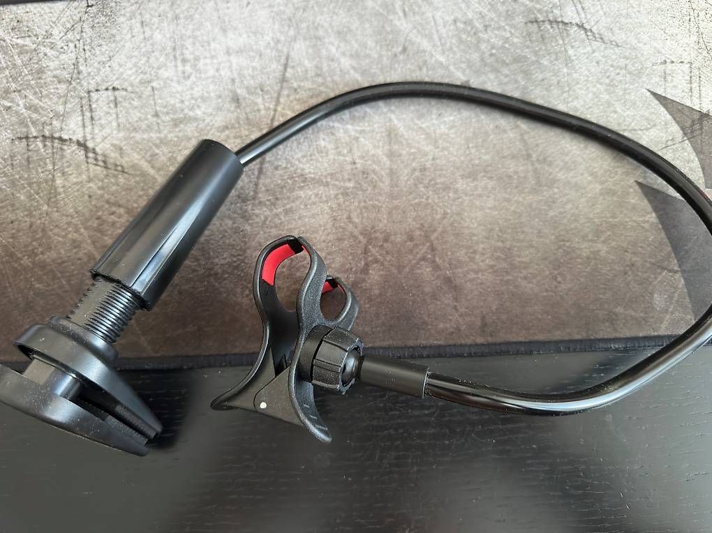 Staffe: Handyhalter / Smartphone Halterung – Usato da Wollerau venduto da nikeyyty