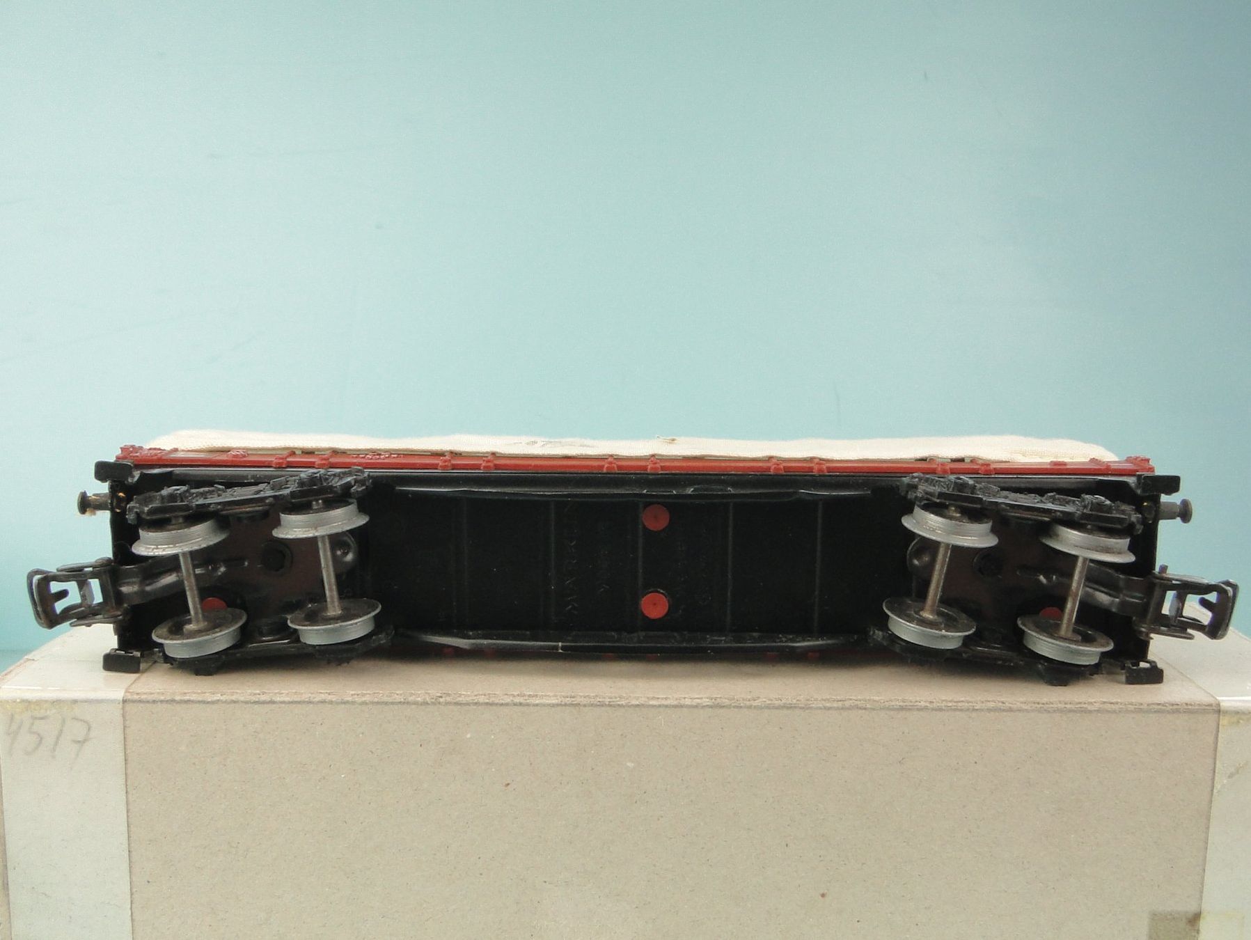 Märklin Modellini di ferrovie: Märklin 4517 Planewagen – Usato da Bülach venduto da cann11 2