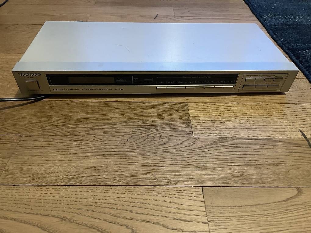 Technics Verstärker: Technics St-500L Stereo Tuner Vintage – Gebraucht aus Zürich von bel_89dp 1