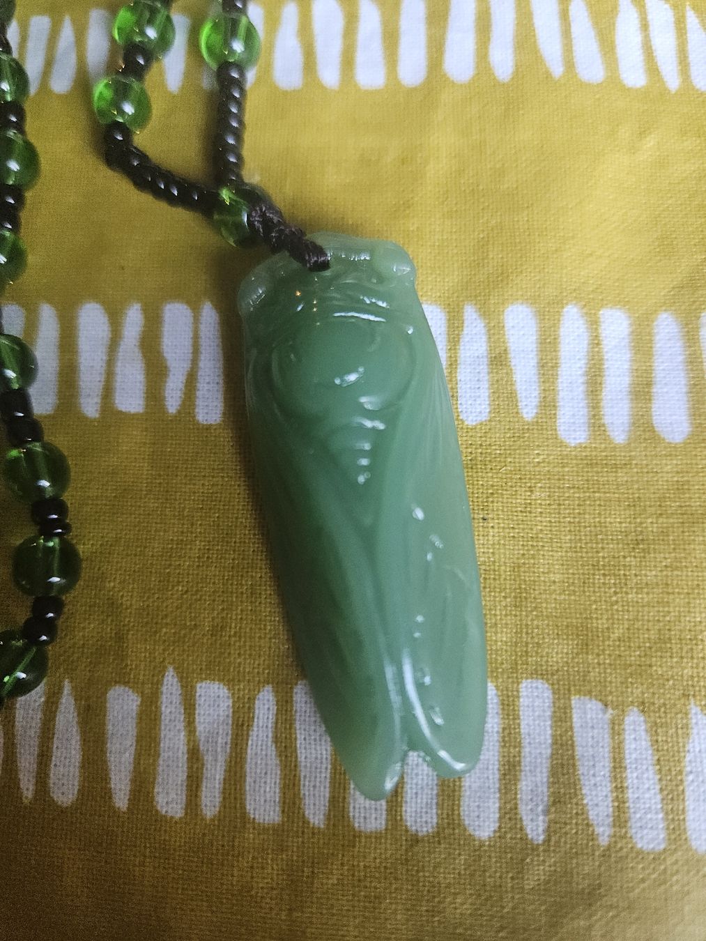 Catenine: collier cigale verte en verre – Nuovo e nell'imballaggio originale da Thônex venduto da lacomtessedesfees 1