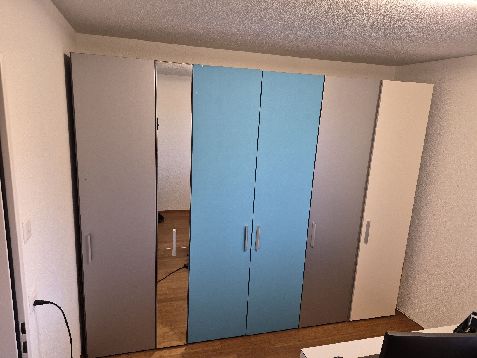 Armoires: Kleiderschrank modular – D'occasion à Derendingen par Judihui76 1
