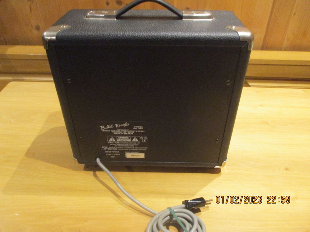 FENDER BULLET REVERB PR 241 | Kaufen auf Ricardo