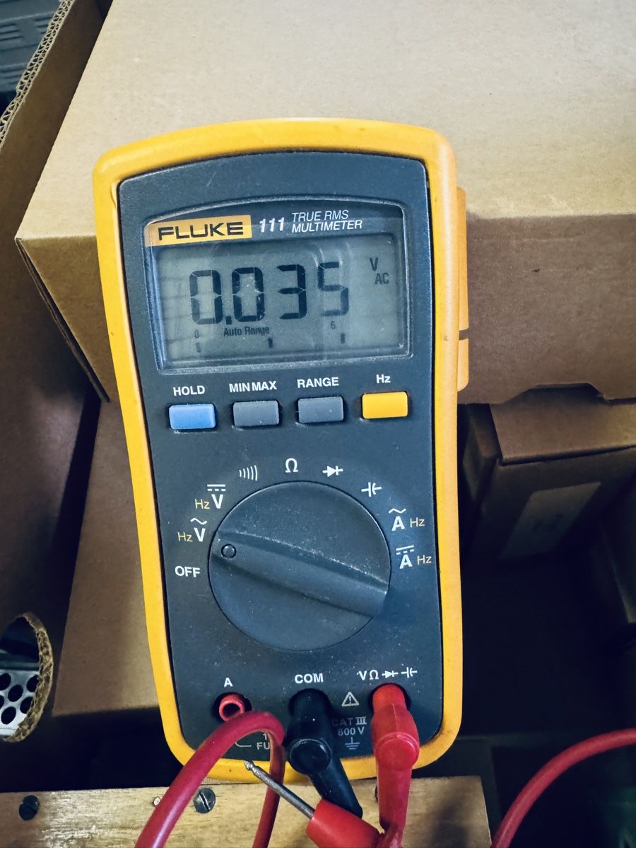 Technique de radiocom: Fluke 111 Multimeter – D'occasion à Sternenberg par Mcfraui 1