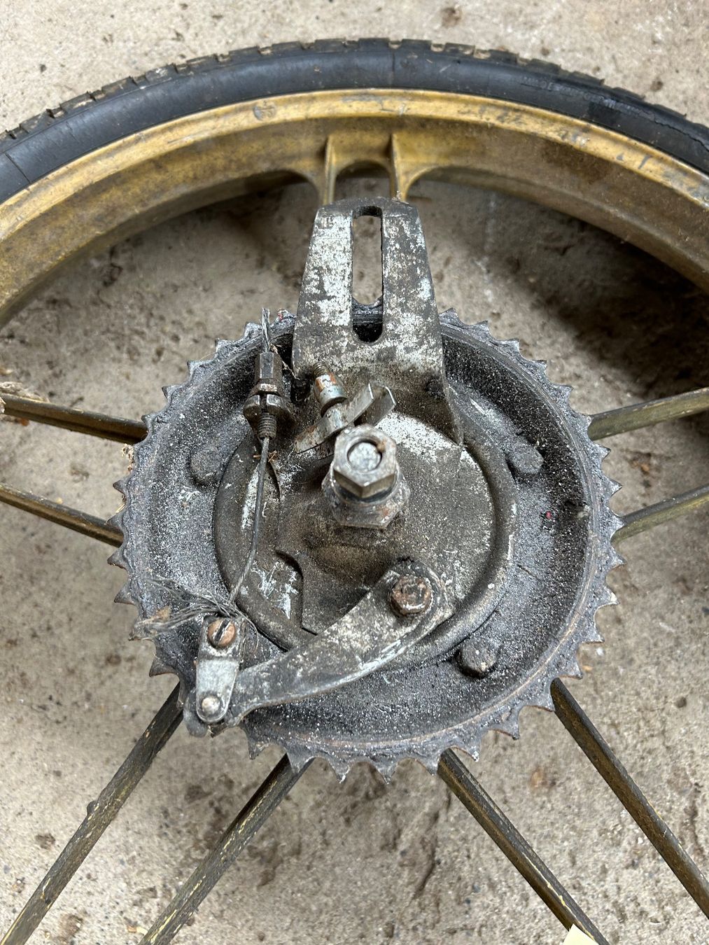 Puch Mofa-Ersatzteile: Mofa Gussfelgen Hinterrad 17 Zoll – Gebraucht aus Fahrni b. Thun von berger_tuning34 1