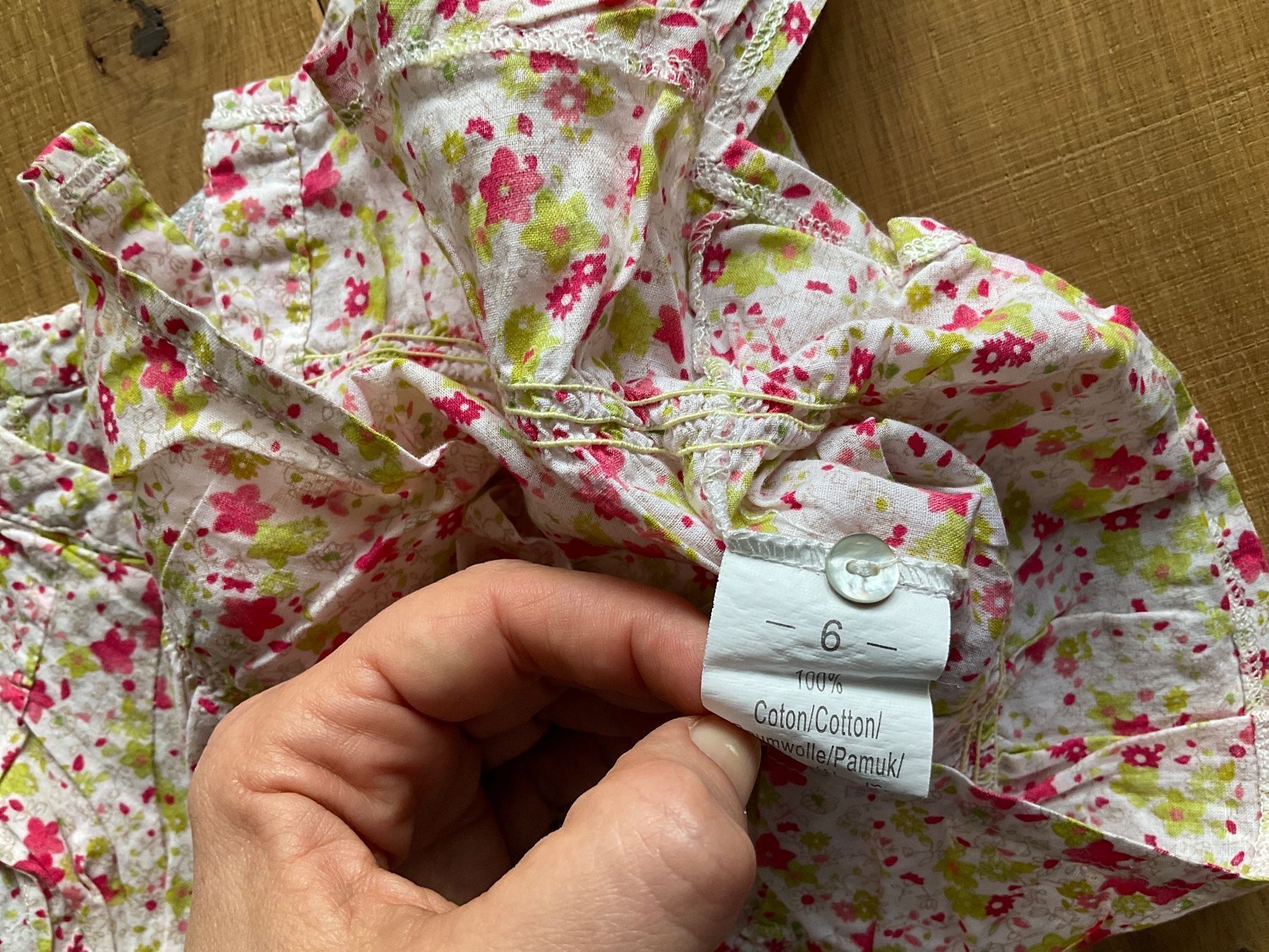 Camicette, T-shirt & Top: Gymboree & Next Tshirts Gr. 116 – Usato da Winterthur venduto da aionila 2