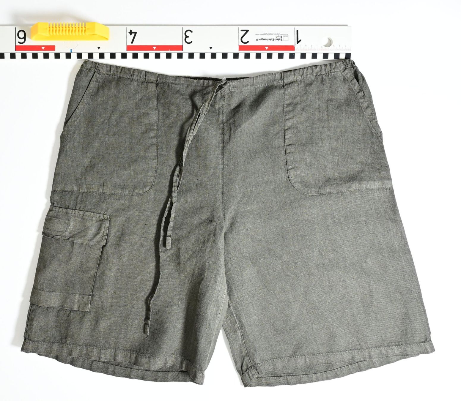 Pantaloni: Leinenshorts, im Cargo-Look,  Gr. L – Usato da Dürnten venduto da pema28 4