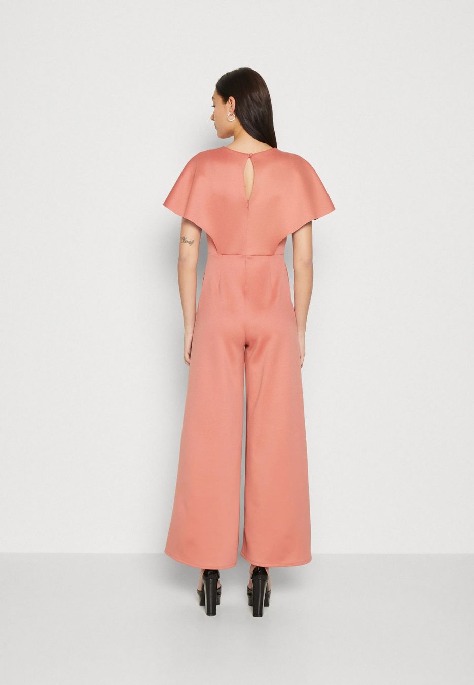 Wal G. Tute: Jumpsuit Wal G Petite Gr. 40 – Usato da Kriens venduto da ari_92 2