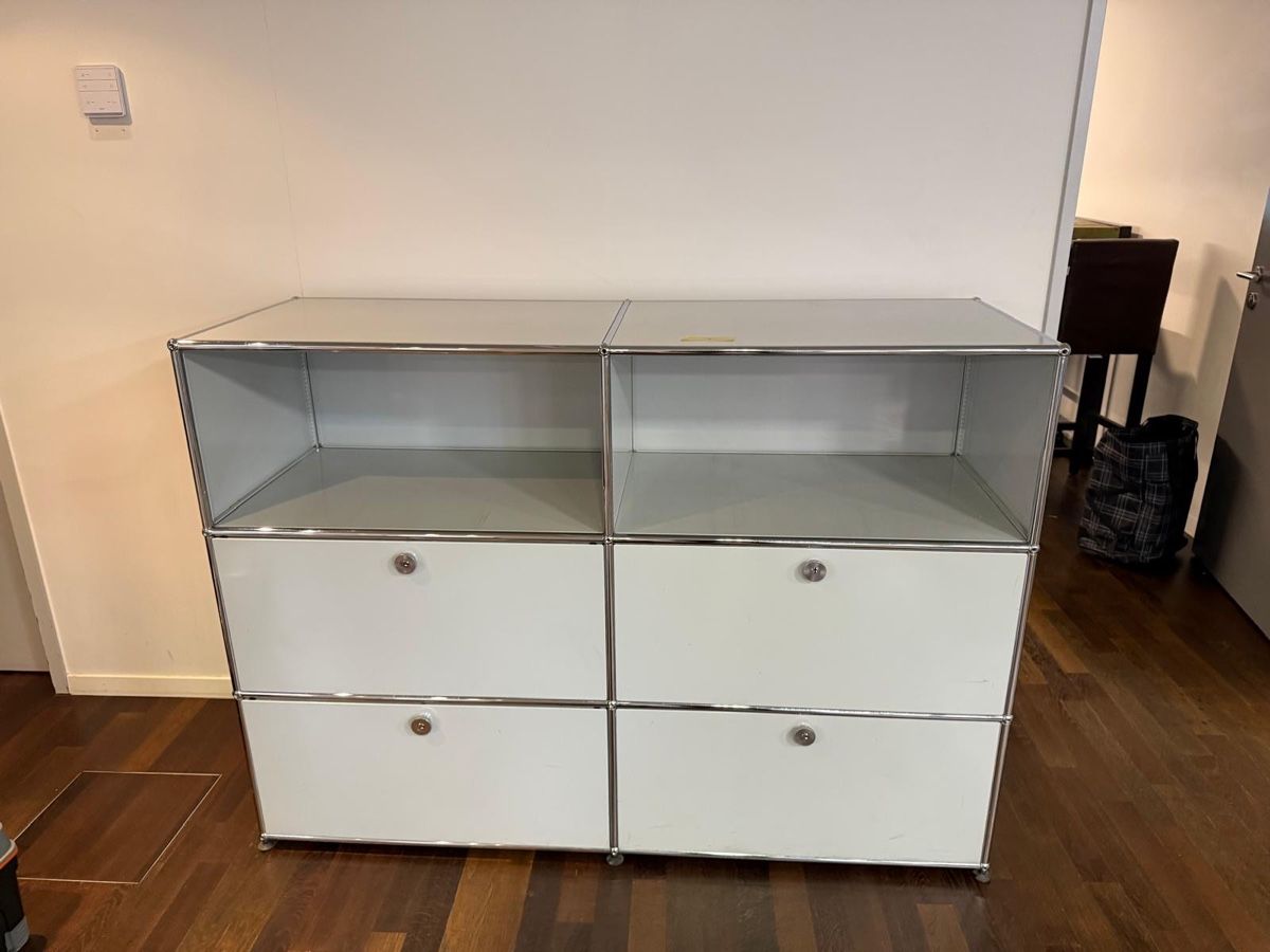 USM Cassettiere: USM Sideboard Lichtgrau T50 – Usato da Grenchen venduto da Design-Outlet 1