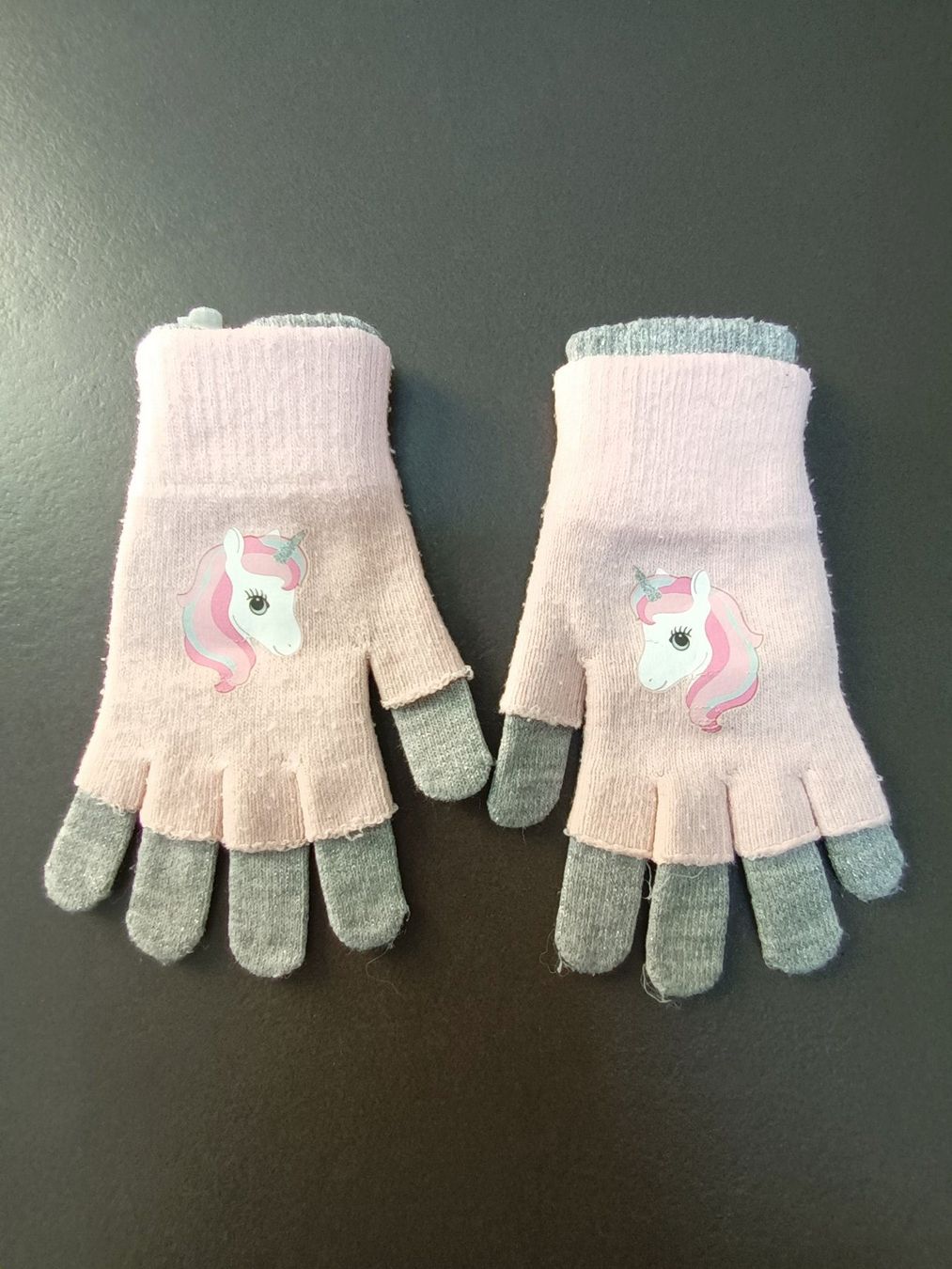 H&M Kinderhandschuhe: Winter Handschuhe Gr. 134/170 – Gebraucht aus Ried-Muotathal von lufo