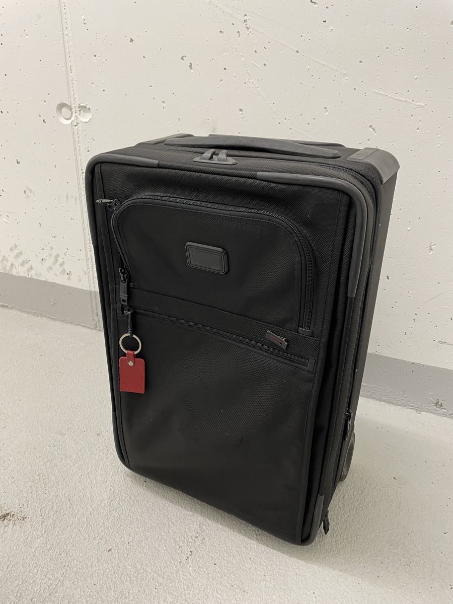 Tumi Valigie: Tumi Alpha 2 Kabinengepäck – Usato da Horw venduto da cipivts