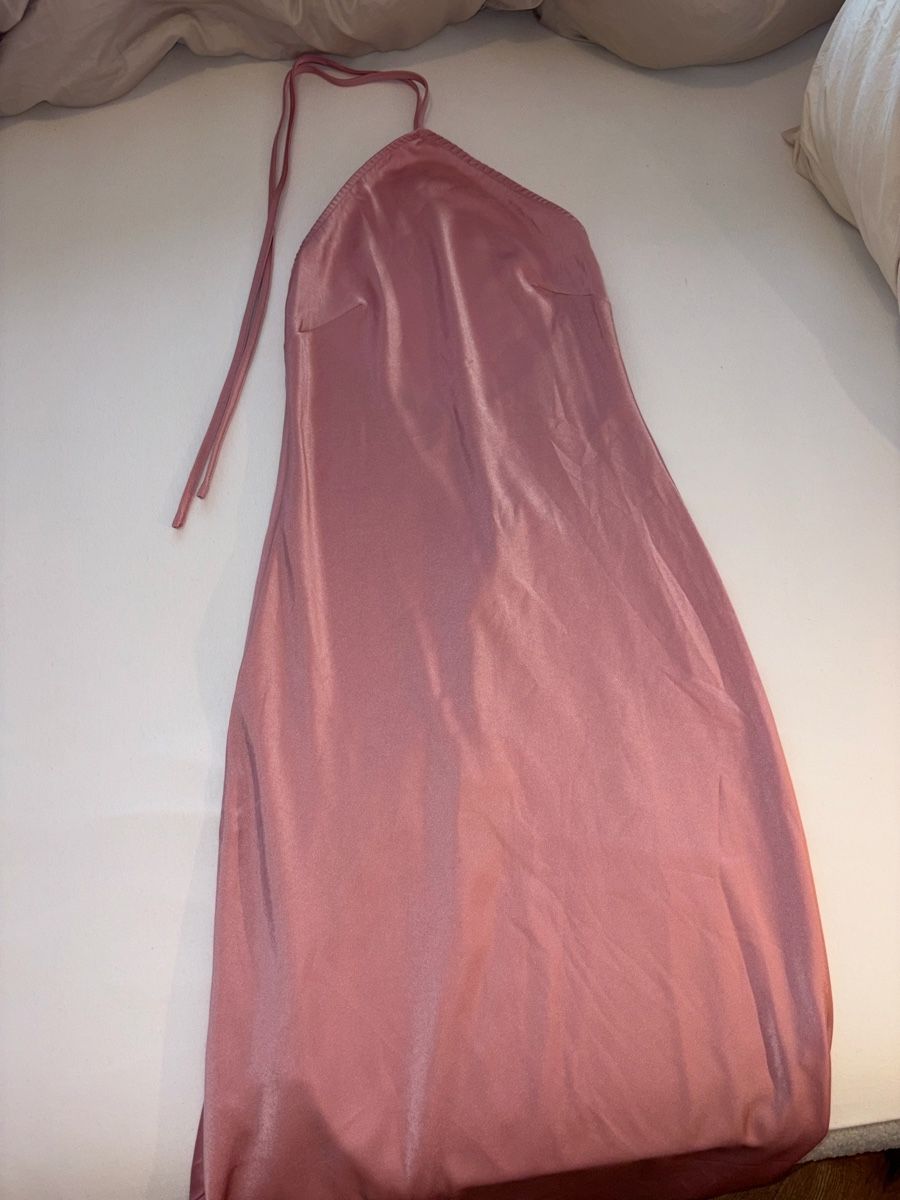 Vestiti: Robe rose satin  – Nuovo (secondo la descrizione) da Pully venduto da ari_78pk 1