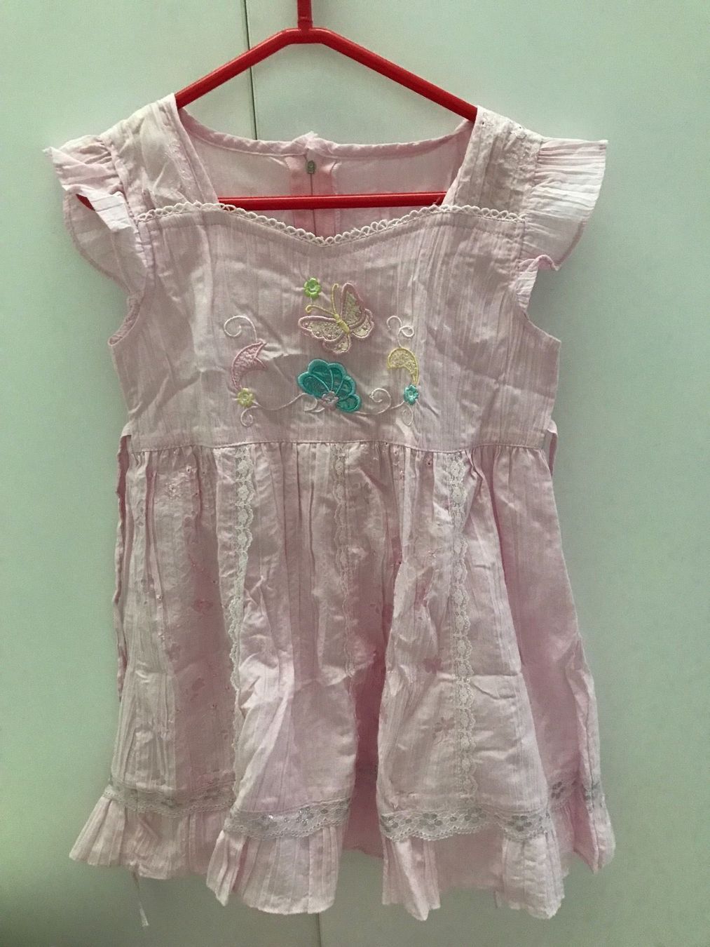 Vestiti & Gonne: Edles Kleid Rosa Gr.110/116 – Usato da Wädenswil venduto da JJ15