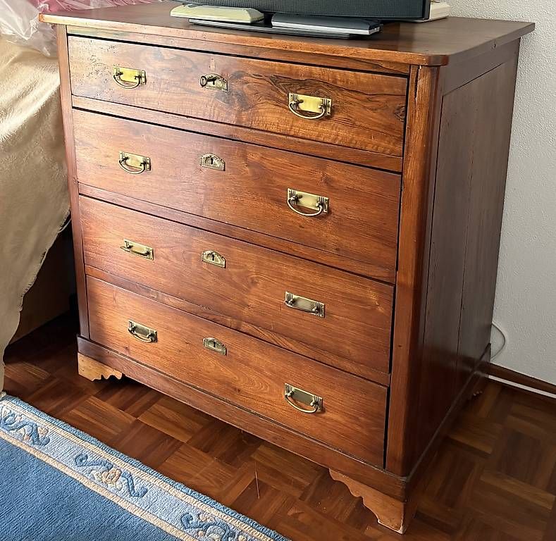 Commodes: Comò in legno di noce – D'occasion à Pazzallo par cas_57rl 1
