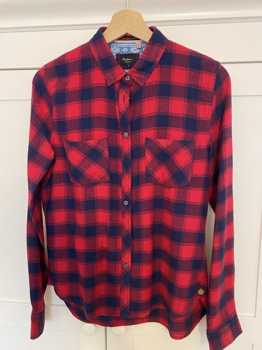 Pepe Jeans Blusen: Pepe Jeans Damenhemd – Gebraucht aus Aesch BL von Gamazoru