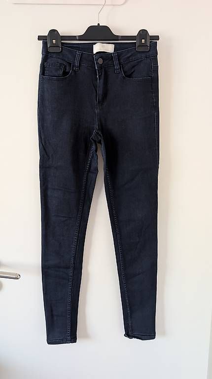 Jeans: Skinny Jeans – Gebraucht aus Erschwil von andora00 1