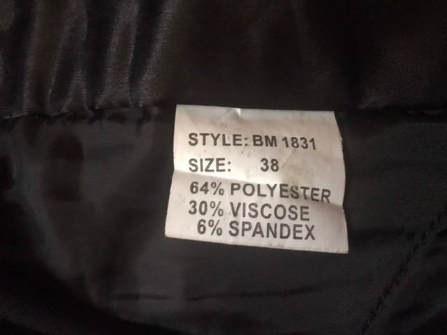 Pantaloni: Pantalon 3/4, taille 38 – Usato da Boudry venduto da JulieG13 6