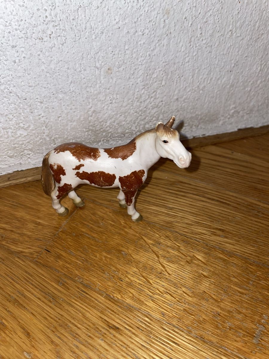 Schleich Statuette: Schleich Pinto Hengst 13241 – Usato da Adetswil venduto da Mschnuffi