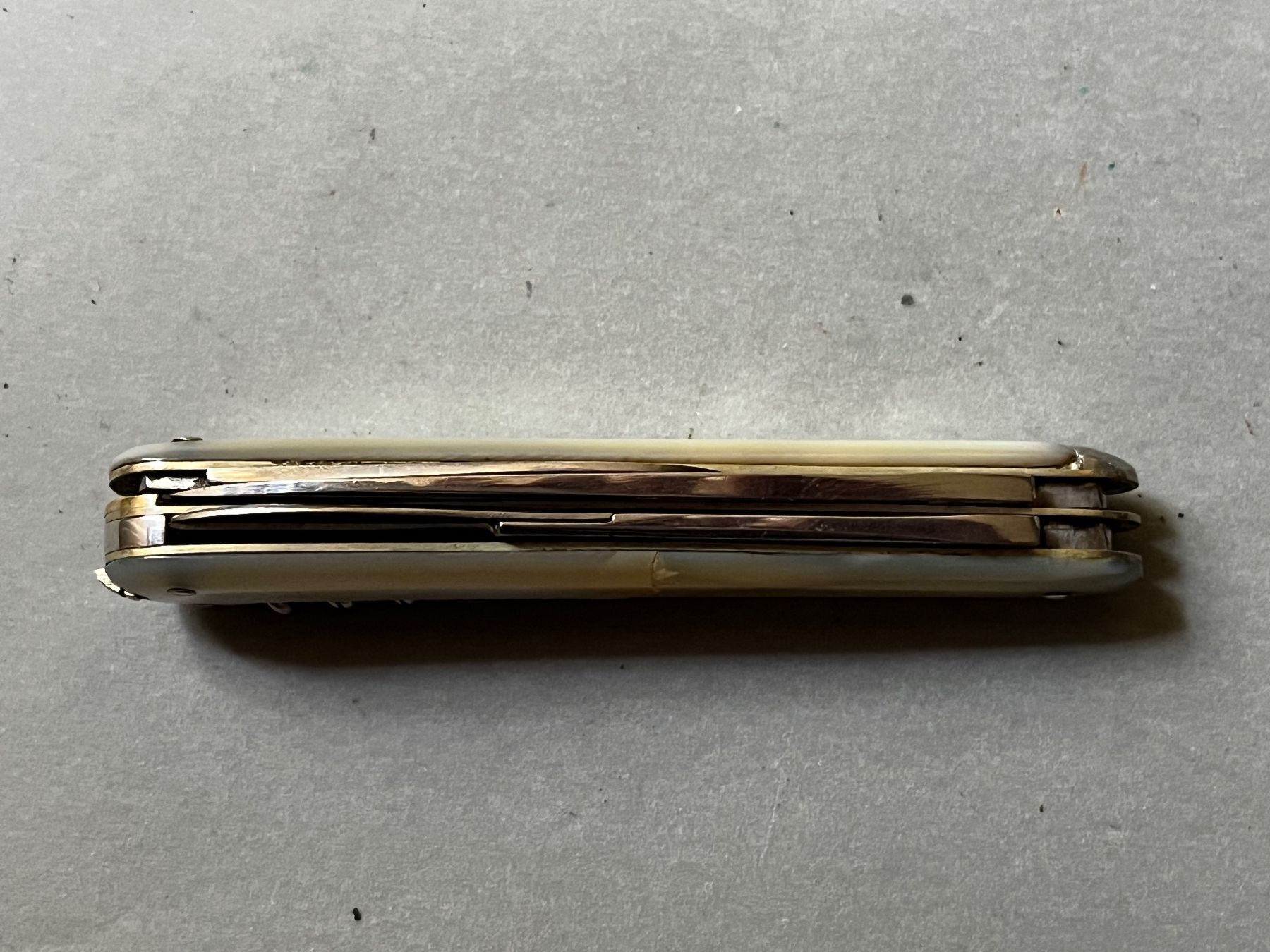 Coltelli tascabile: Sackmesser Bühler Langenthal 80 mm Perlmutt, mit Etui - RAR – Usato da Zürich venduto da FV.vintage 8