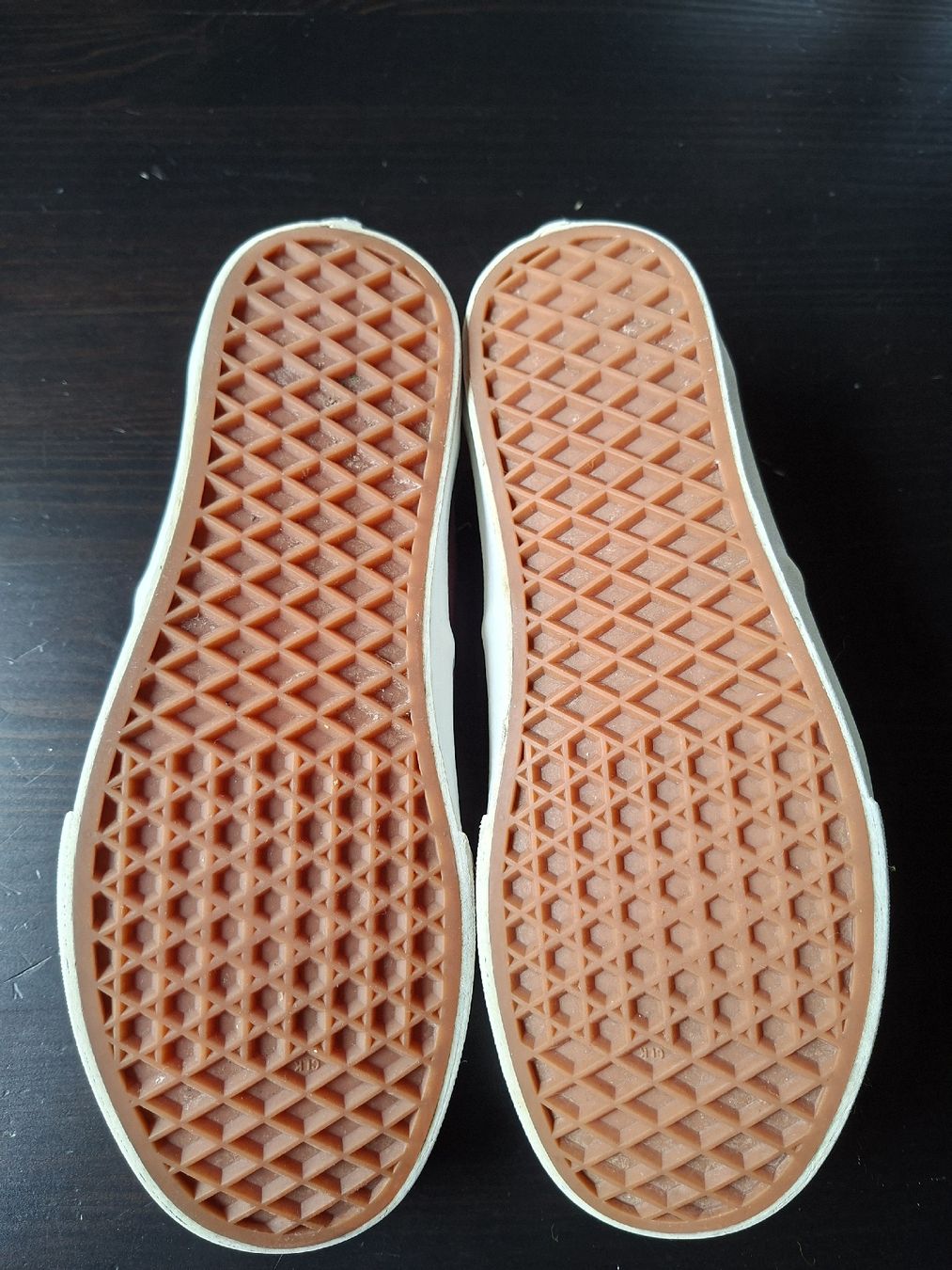 Vans Scarpe da uomo: Vans bordeau 38.5 – Usato da Delémont venduto da Camille.Henzelin 3