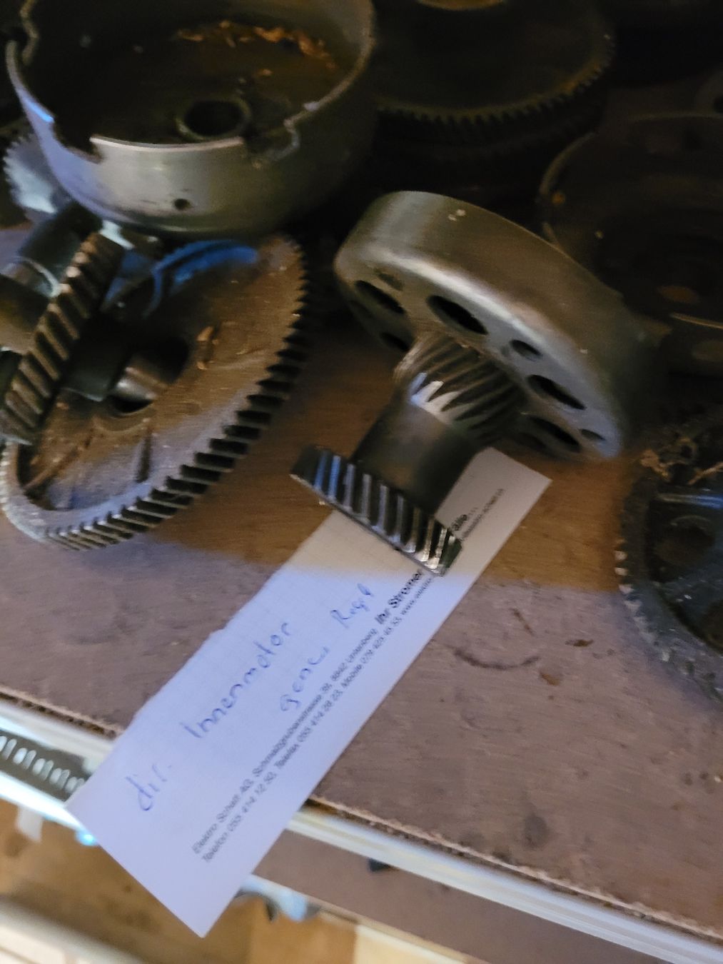 Parti ricambio per ciclomotori: Diverse Innenmotor – Usato da Studen SZ venduto da Snore 2