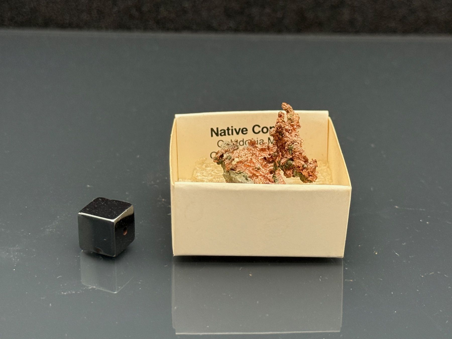 Mineralien & Heilsteine: Native Copper Caledonia - Mineral – Gebraucht aus Vésenaz von RMShop 1