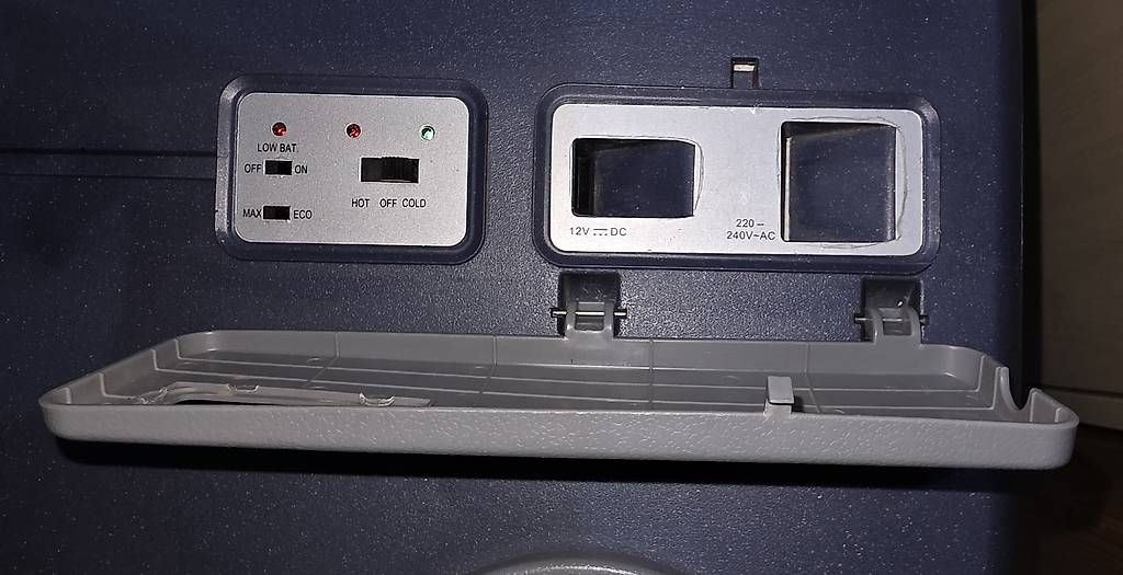 Frigoriferi & Refrigeratori: Mobicool Kühlbox 34l  – Usato da Kirchlindach venduto da CloodHouzi 3