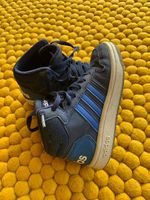 Baskets Adidas T. 29