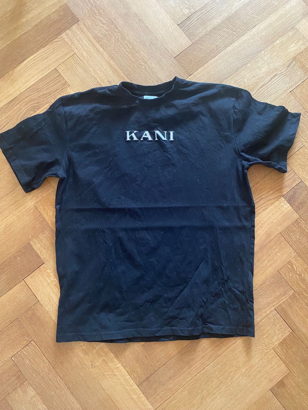 T-shirt: Kani T-Shirt, schwarz – Usato da Bern venduto da mue_yhz5