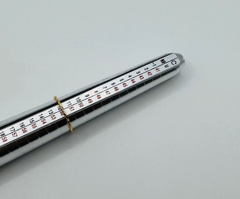 Anelli: Golden farbiger Ring / Grösse: 52 – Nuovo e nell'imballaggio originale da Frutigen venduto da glanzvolles.leben 1