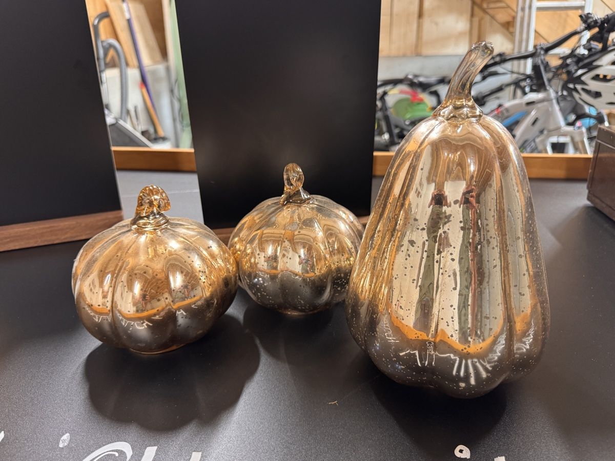 Alle Dekorationen: Dekokürbisse aus Glas – Gebraucht aus Muolen von Lucianer
