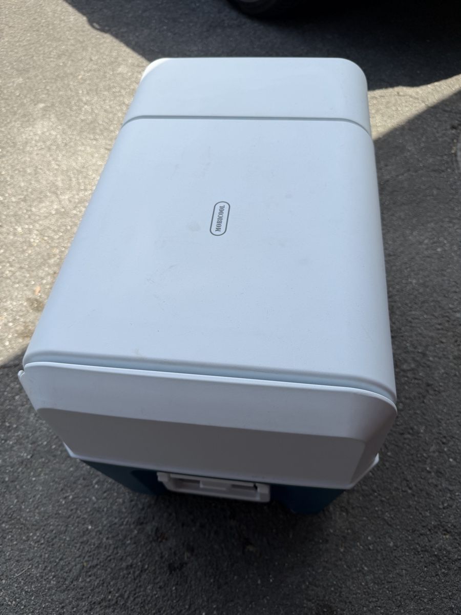 Mobicool Kühlschränke & Kühlen: Kompressorkühlbox 38l – Gebraucht aus Widnau von RenGi800 3