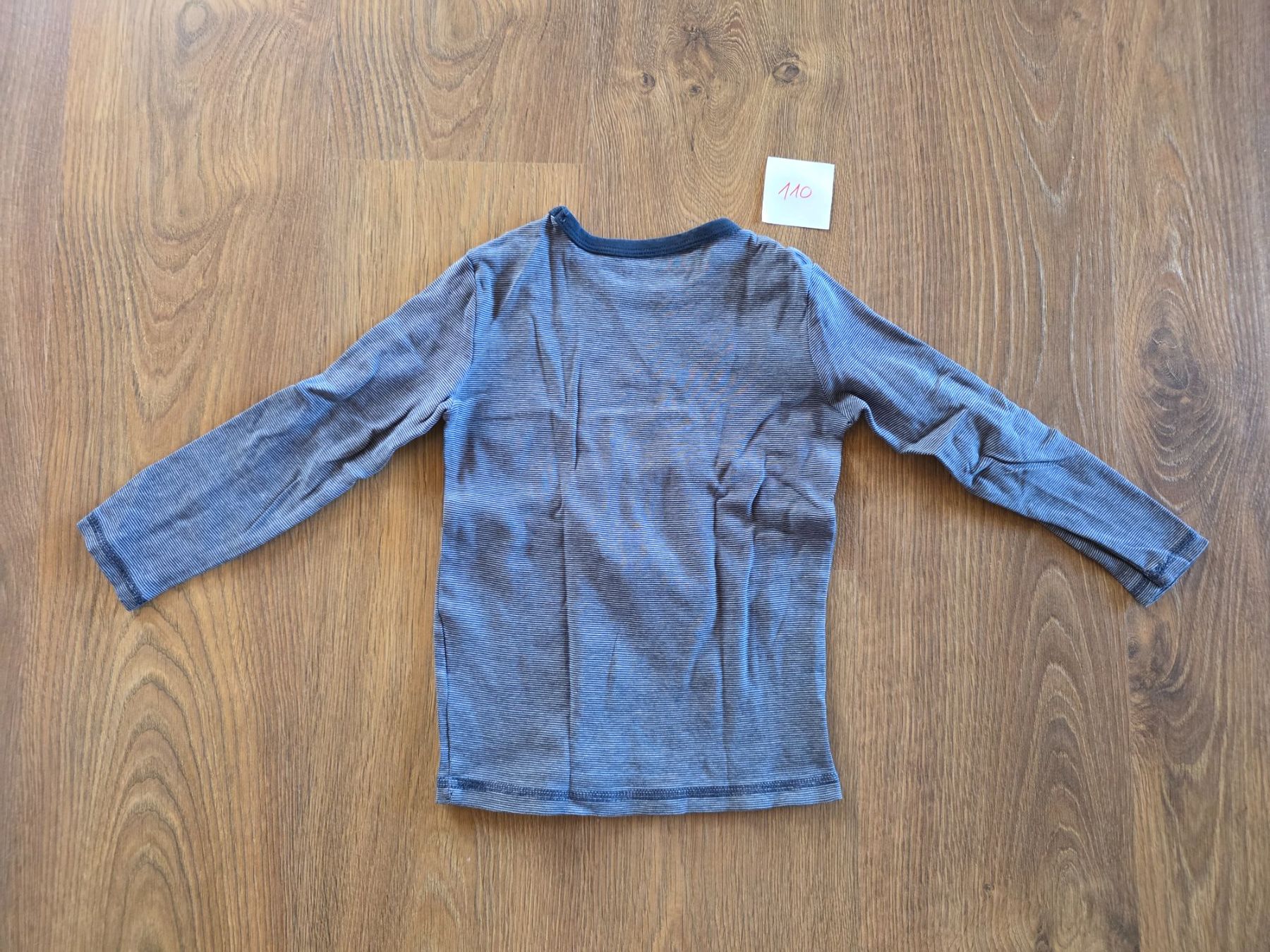 H&M Chemises, T-shirts & Polos: Langarmshirt, Longsleeve H&M Gr. 110 – D'occasion à Nebikon par Japostyle 2