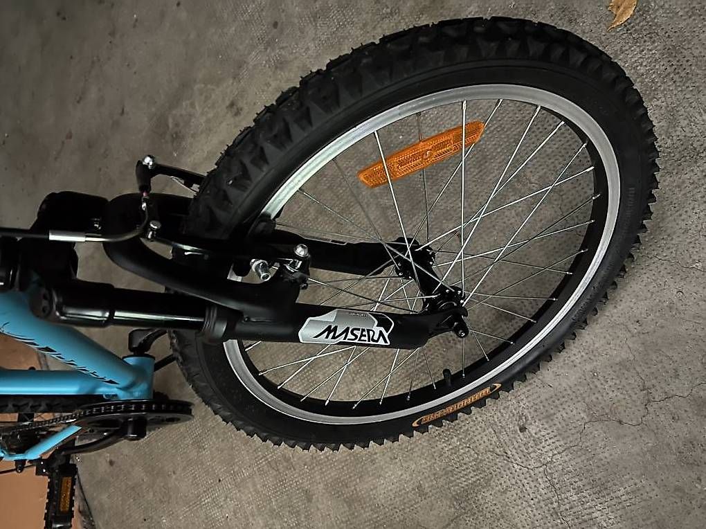 Vélos: Vélo enfant cadre léger Aluminium – D'occasion à Lausanne par yas_vr6h
