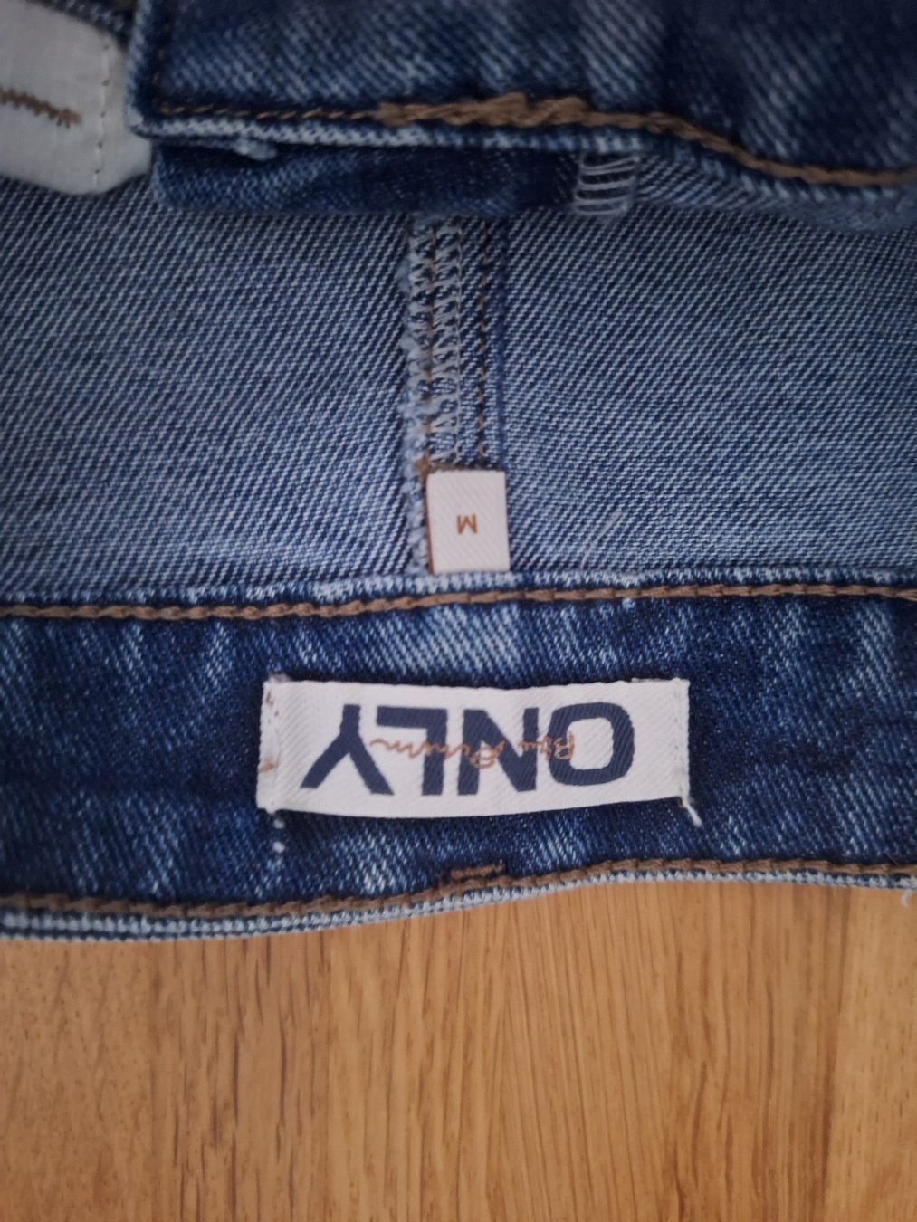 Only Gonne: Jeansrock only – Usato da Mumpf venduto da SwissDi 1