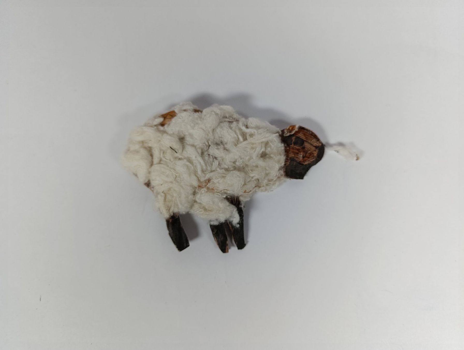 Bambole: Poupée bedouine égyptienne gris avec mouton – Usato da Thielle venduto da Plusvalue_Neuchatel 2
