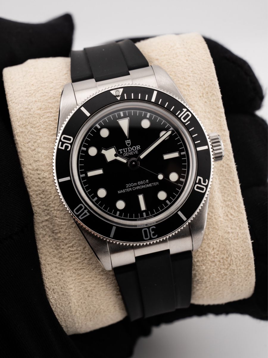 Tudor Montres: Tudor Black Bay 41 Monochrome – D'occasion à Zürich par Timely_Deals