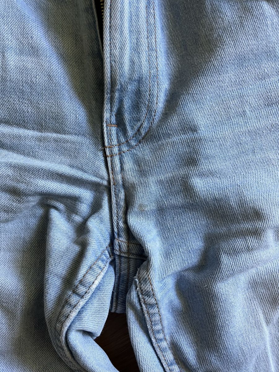H&M Jeans: H&M Light Wash Jeans – Usato da Dietlikon venduto da ell_p7fn 4