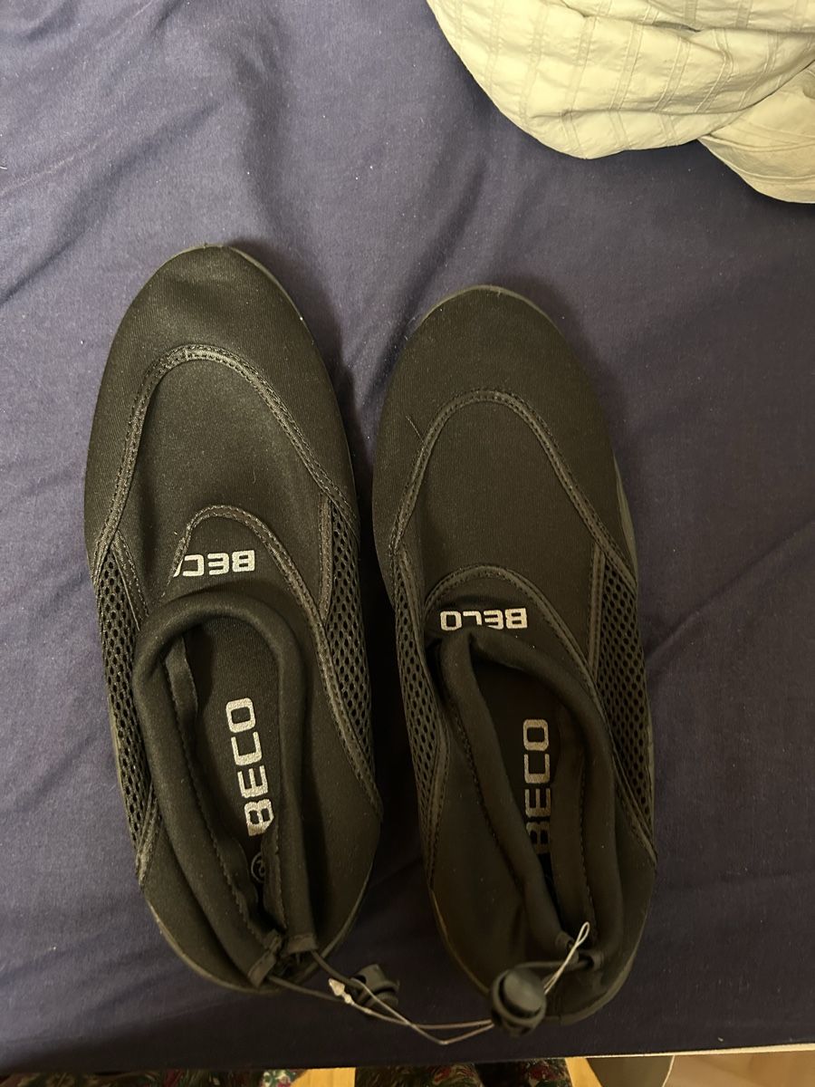 Beco Scarpe da uomo: Beco Wasserschuhe Grösse 42 neu – Nuovo e nell'imballaggio originale da Wallisellen venduto da ketanine