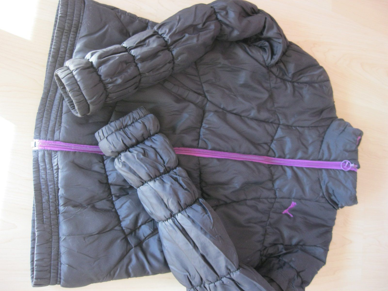 Puma Jacken & Mäntel: Puma Winterjacke schwarz/violett Gr. 152 – Gebraucht aus Vitznau von Kateborg 8